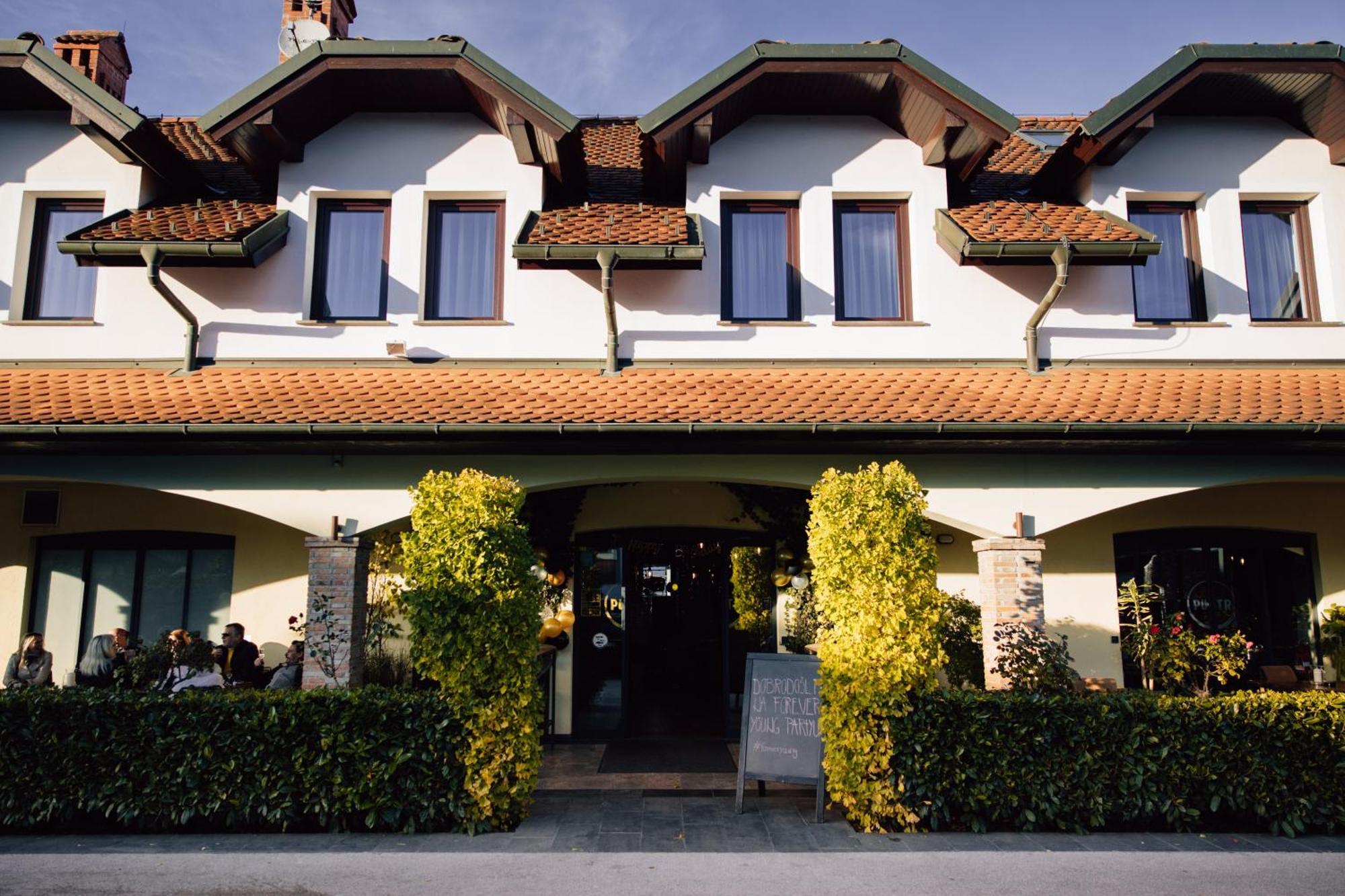 Hisa Putr Bed & Breakfast Trzin Exterior photo